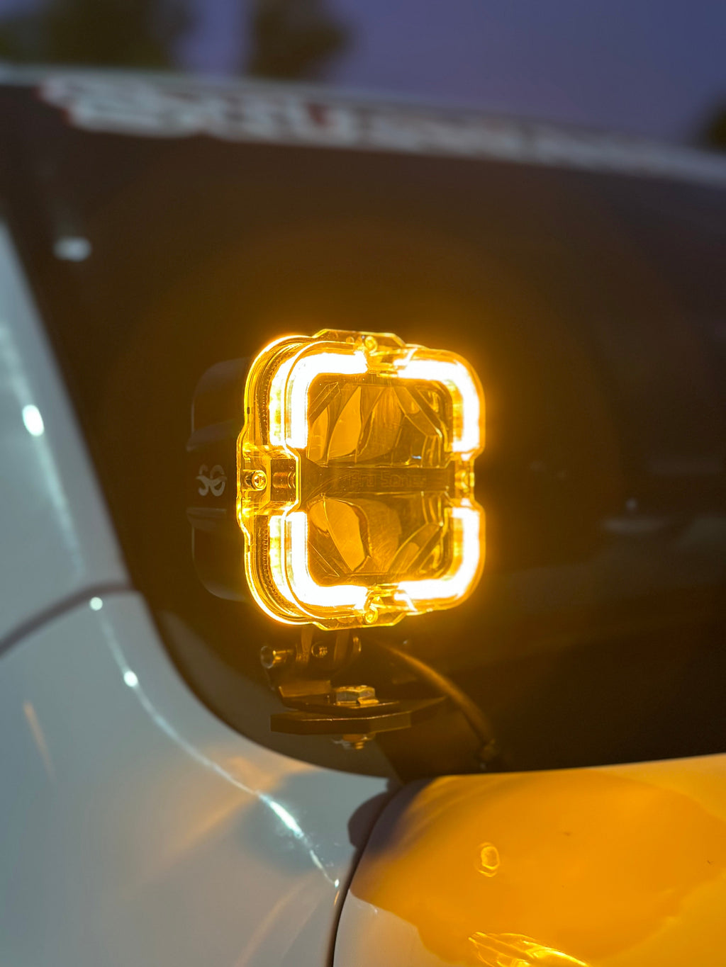 Shoreline Offroad Pro Series Bright White LED 4” Pods with Amber DRL