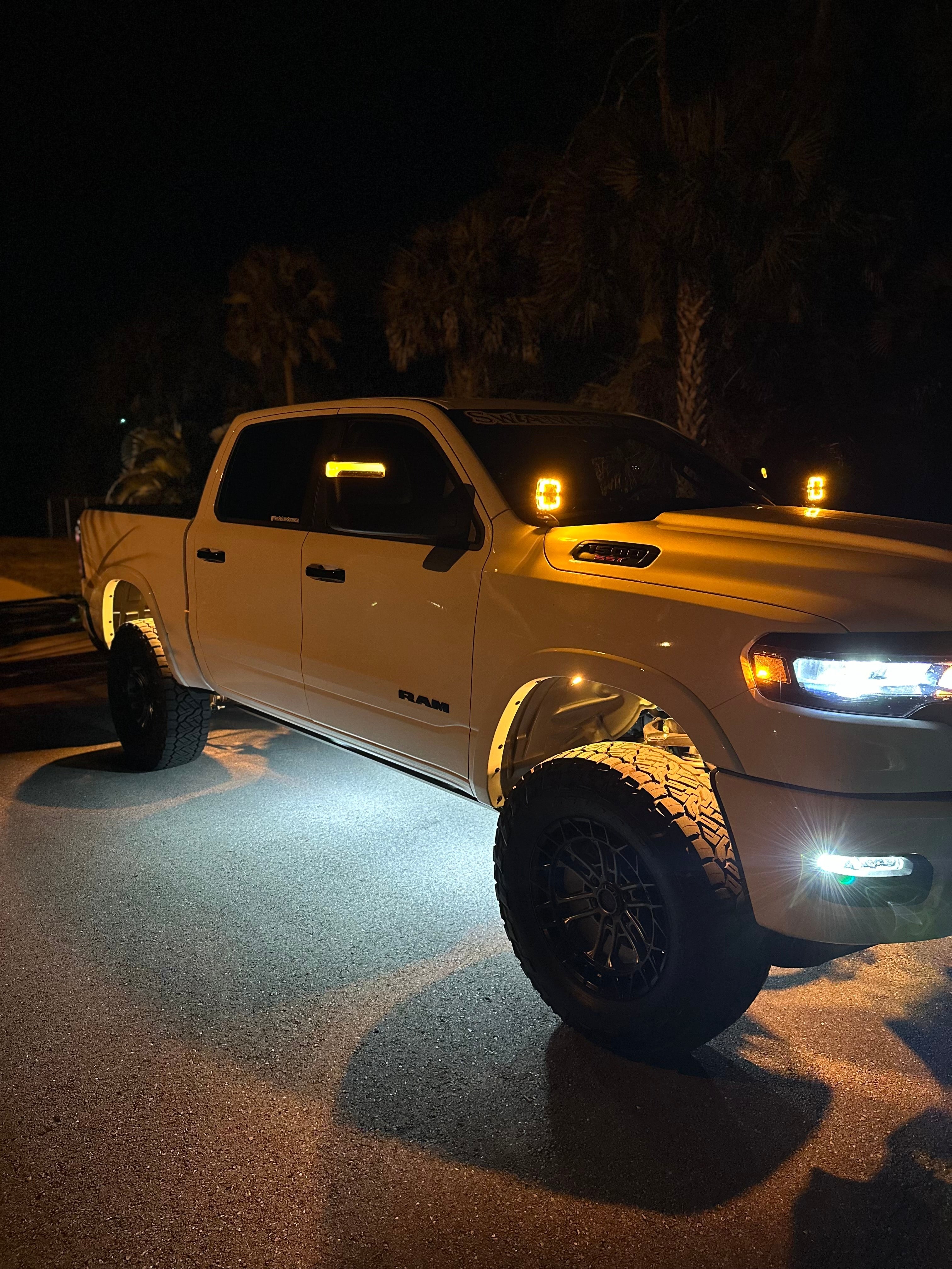 Shoreline Offroad Pro Series Bright White LED 4” Pods with Amber DRL