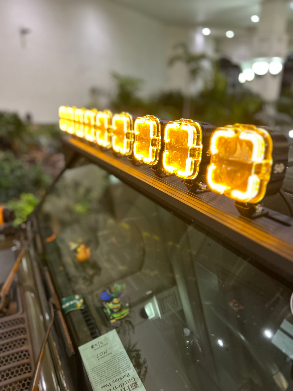 Shoreline Offroad Pro Series Bright White LED (8)-4” Pod Light Bar with Amber DRL (Lights only, bar sold separately)